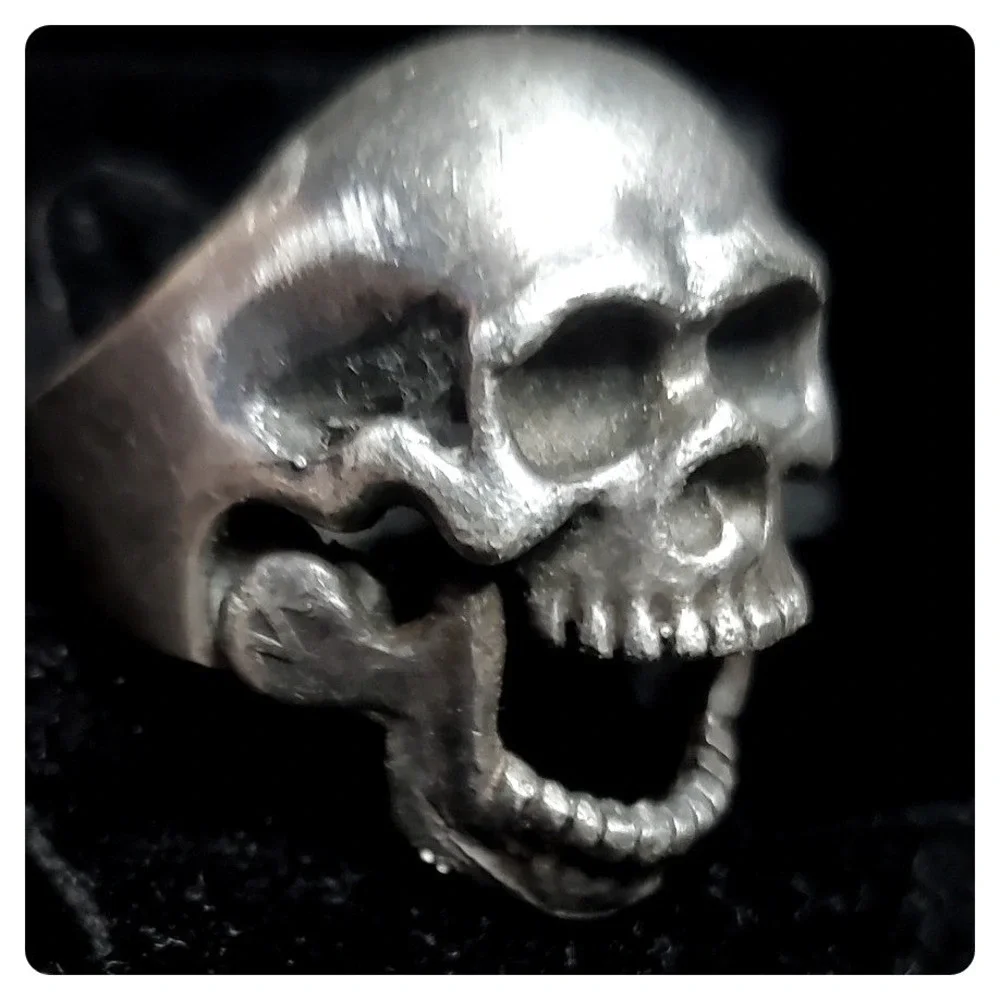 Vintage Silver Skull Ring with Moving Jaw and Turquoise Skull Bead Set Size 9